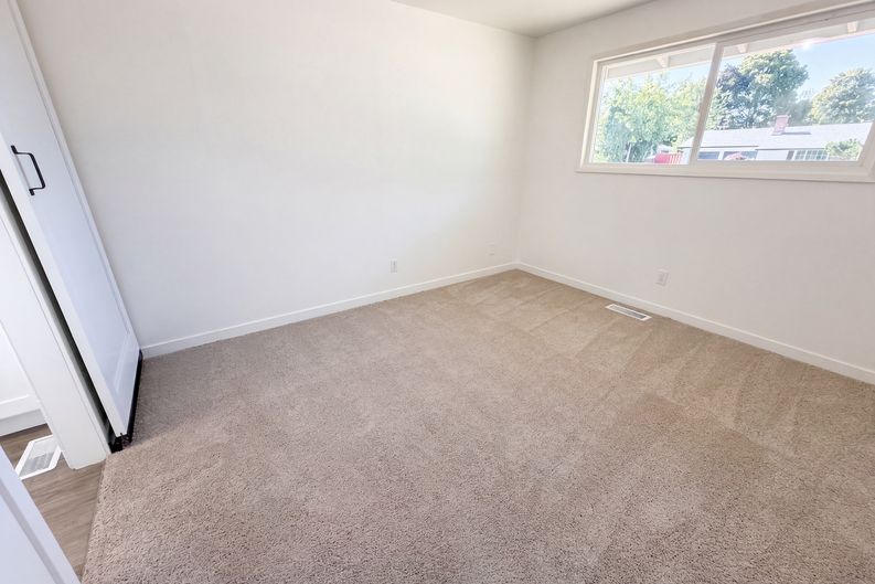 Photo 19 of 23 of 1573 NE Barberry Dr, Hillsboro, OR
