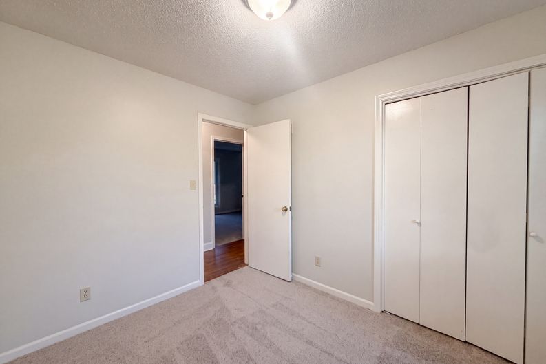 Photo 13 of 21 of 7511 Orient Ave, Kansas City, KS