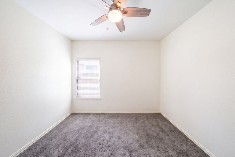 Photo 20 of 24 of 2404 Royal Birkdale Dr, Plano, TX