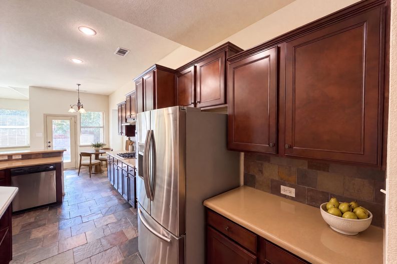 Photo 7 of 29 of 8152 Black Sumac Dr, Fort Worth, TX