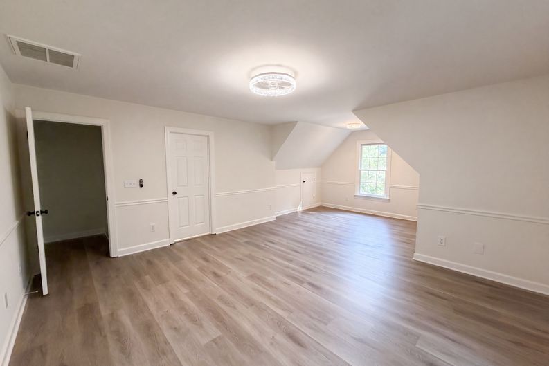 Photo 39 of 49 of 12209 Willingdon Rd, Huntersville, NC
