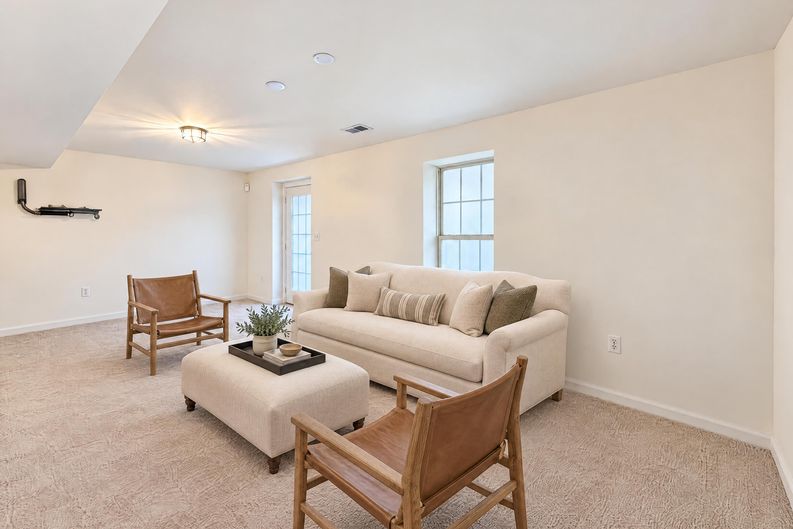 Photo 46 of 60 of 12001 Vantage Point Ct, Bristow, VA