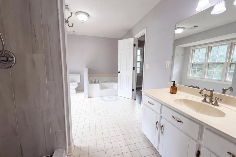 Photo 20 of 31 of 3795 Churchill Dr, Marietta, GA