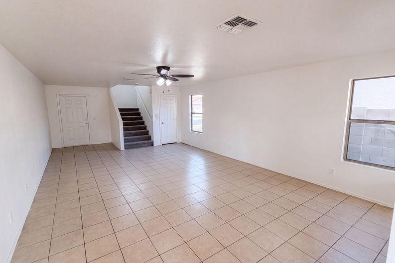 Photo 6 of 33 of 11517 W Larkspur Rd, El Mirage, AZ