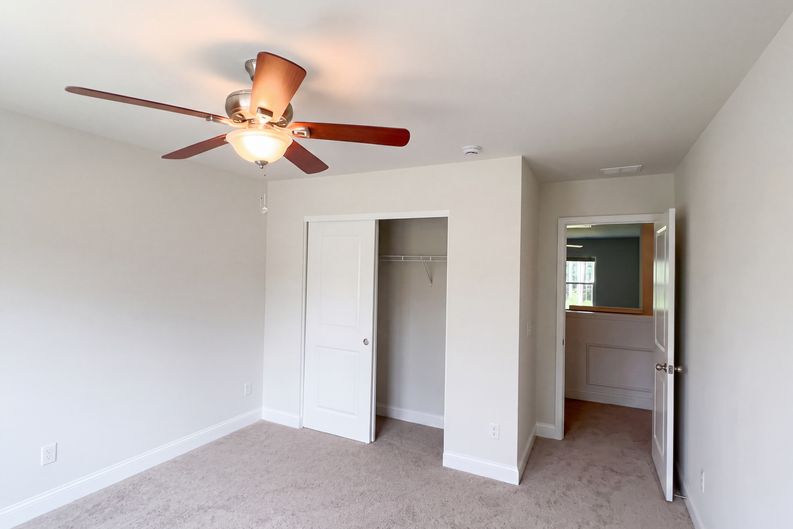 Photo 20 of 42 of 301 Decatur Dr, Summerville, SC
