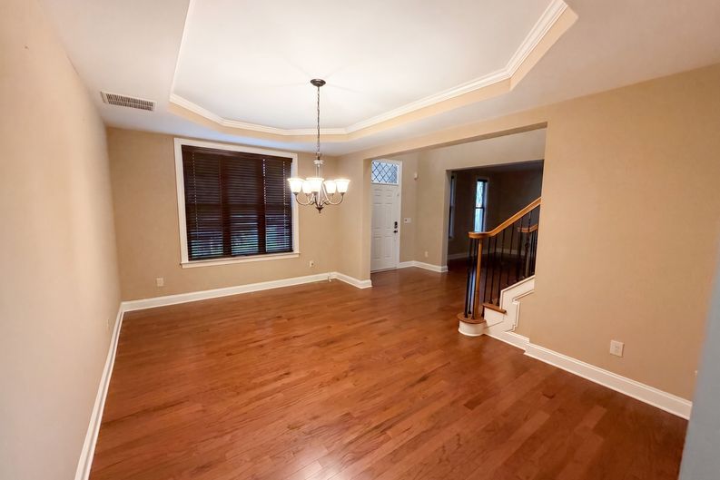 Photo 6 of 29 of 6565 Bentley Ridge Dr, Cumming, GA