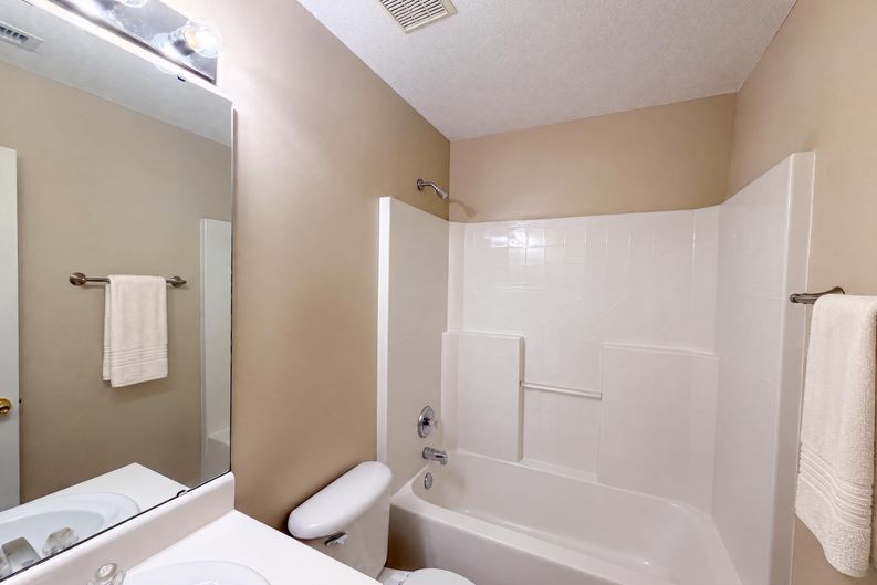 Photo 11 of 18 of 5328 Seaspray Ln, Raleigh, NC