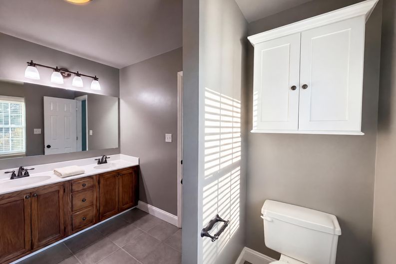 Photo 22 of 30 of 201 Wainsley Pl, Matthews, NC