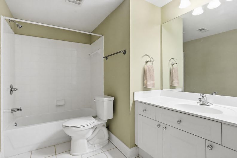 Photo 36 of 46 of 3011 Riverstone Trl, Atlanta, GA