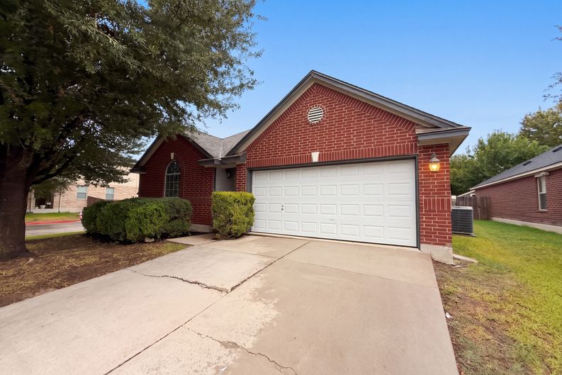 Photo 6 of 29 of 19217 Mangan Way, Pflugerville, TX
