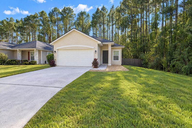 Photo 22 of 25 of 96533 Commodore Point Dr, Yulee, FL