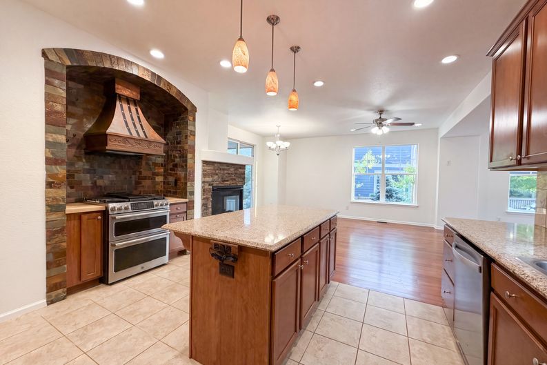 Photo 16 of 52 of 2232 Whistler Dr, Longmont, CO