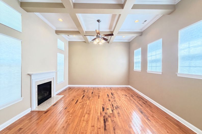 Photo 9 of 28 of 9928 Daufuskie Dr, Charlotte, NC