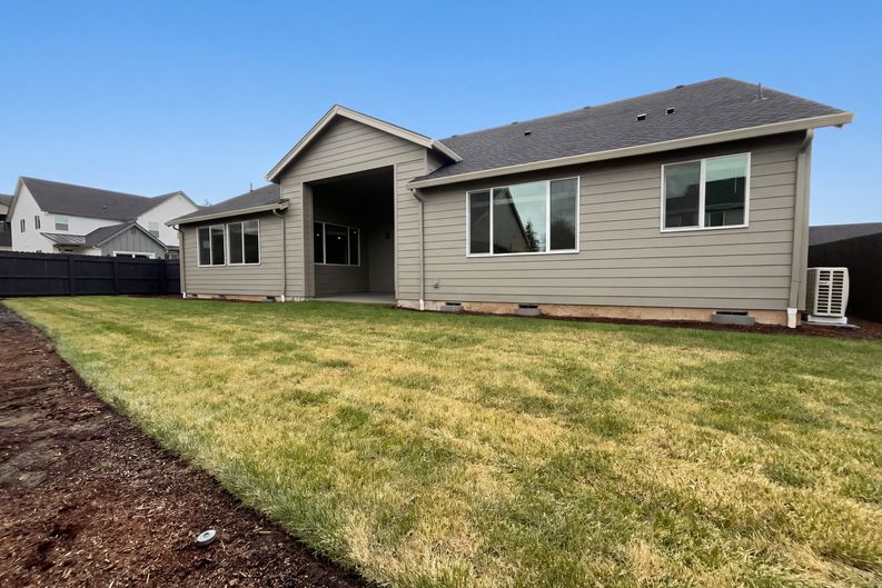Photo 5 of 21 of 3616 NE 170th St, Vancouver, WA