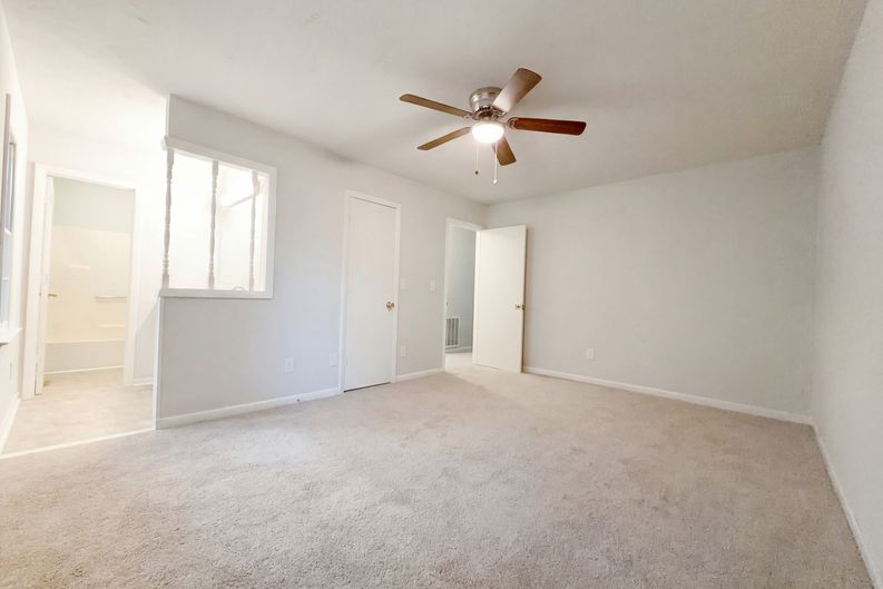 Photo 4 of 18 of 7594 Beverly Dr, Fayetteville, NC