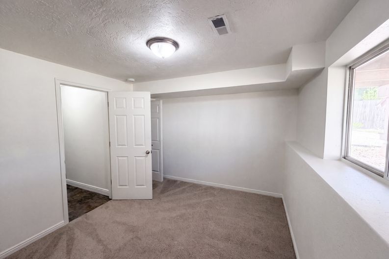 Photo 18 of 24 of 532 W 860 S, Tremonton, UT