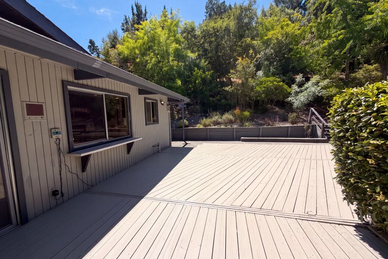 Photo 5 of 36 of 612 Tahos Rd, Orinda, CA
