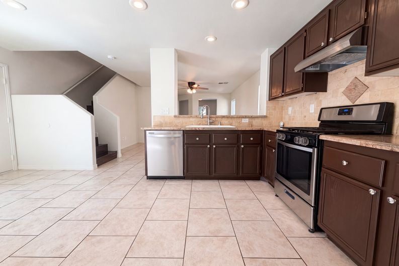 Photo 10 of 22 of 7274 Pine Barrens St, Las Vegas, NV