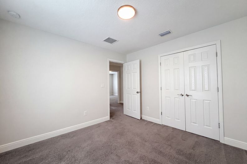 Photo 28 of 33 of 12643 Horseshoe Bend Dr, Lithia, FL