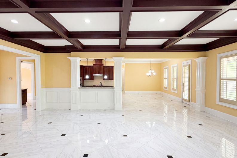 Photo 12 of 41 of 332 Warwick Pl, McDonough, GA