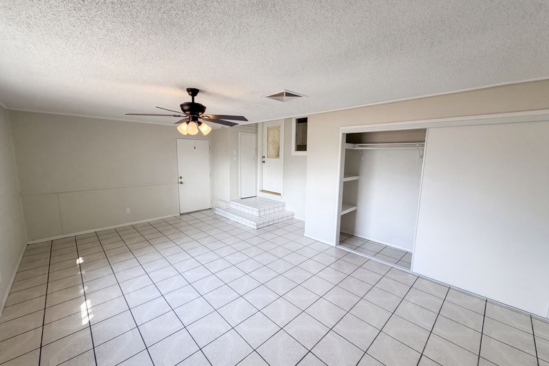 Photo 10 of 20 of 17787 Ivy Ave, Fontana, CA