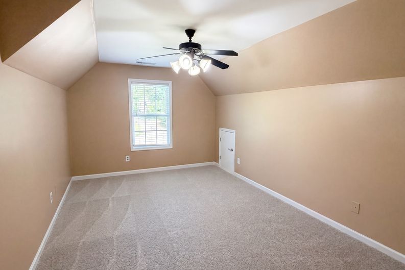 Photo 18 of 64 of 207 Cagle Ct, McDonough, GA