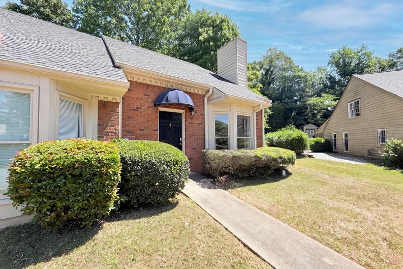 Photo 23 of 26 of 1150 Magnolia Way SE, Smyrna, GA