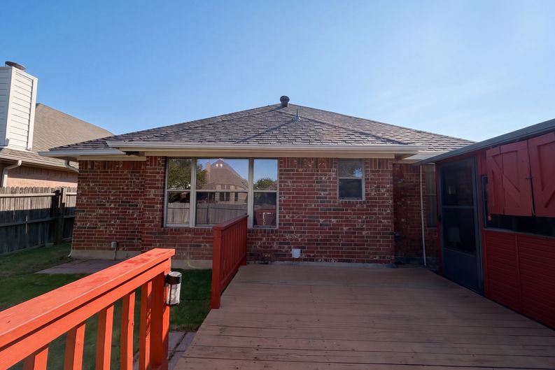 Photo 5 of 21 of 2961 Salado Trl, Fort Worth, TX