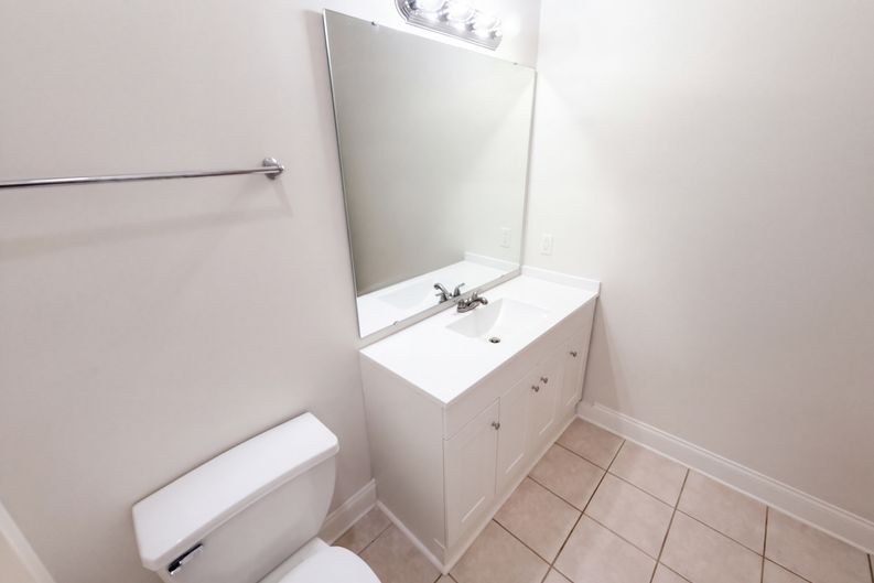 Photo 16 of 19 of 774 N Davidson St, Charlotte, NC