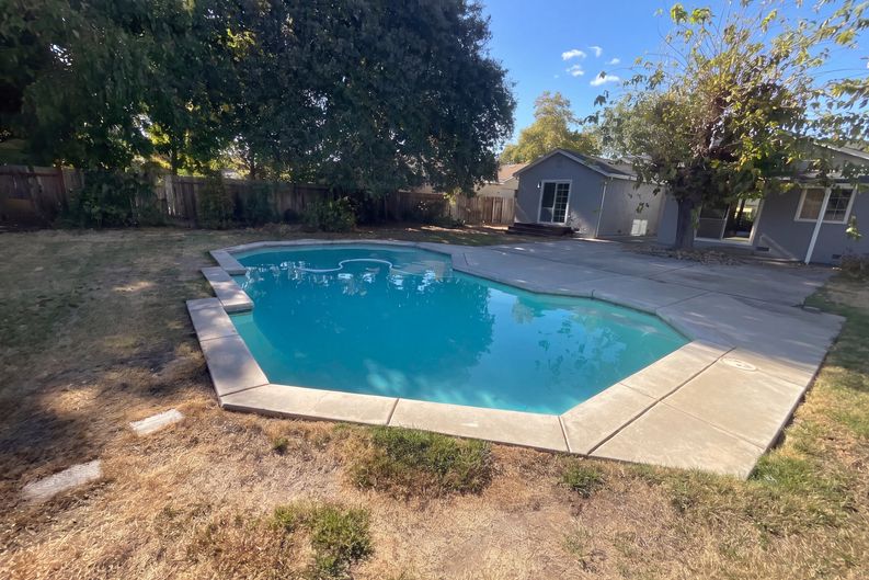 Photo 27 of 29 of 3450 Sierra View Ln, Sacramento, CA