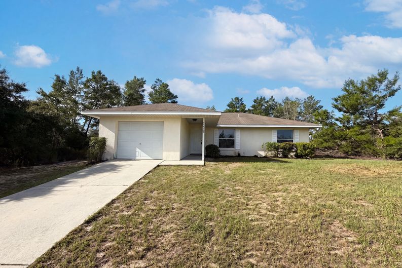 Photo 17 of 25 of 17956 SW 25th Avenue Rd, Ocala, FL