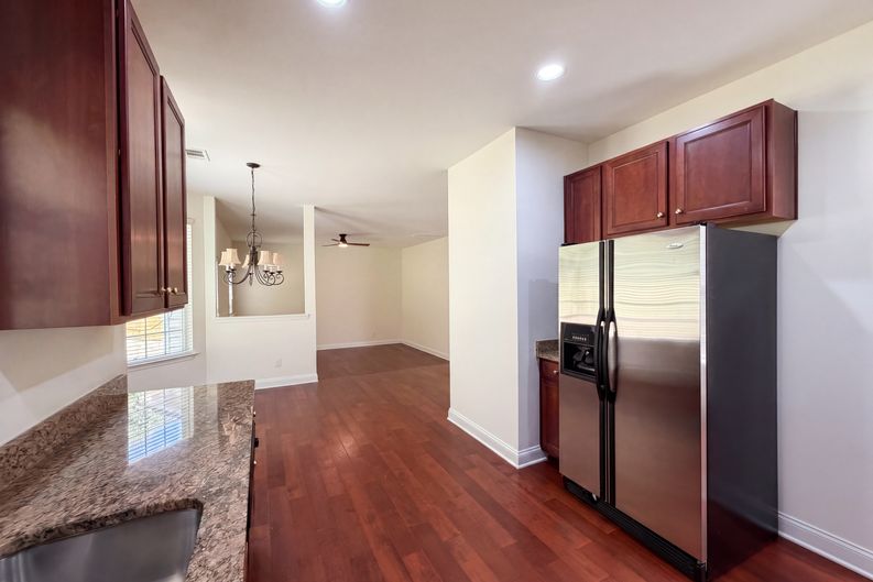 Photo 6 of 18 of 10050 Montrose Dr NW, Charlotte, NC