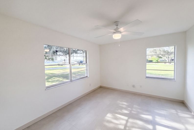 Photo 11 of 15 of 34390 Orchid Pkwy, Dade City, FL
