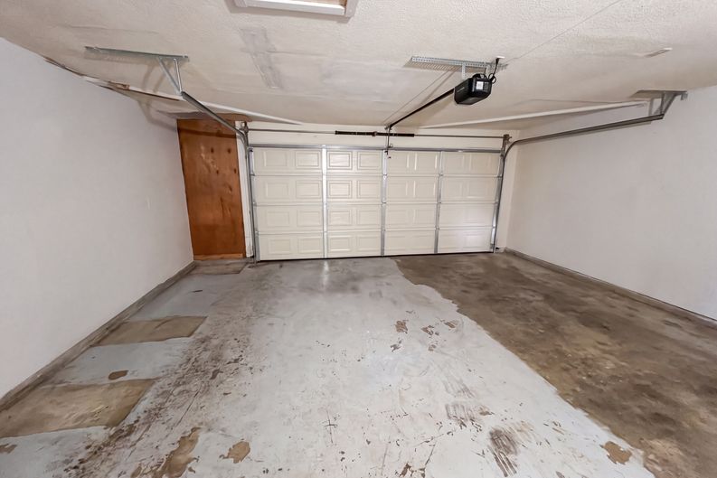 Photo 17 of 22 of 6300 Seyferth Way, Sacramento, CA