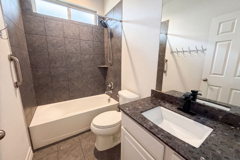 Photo 16 of 19 of 1604 Hollowback Dr, Leander, TX
