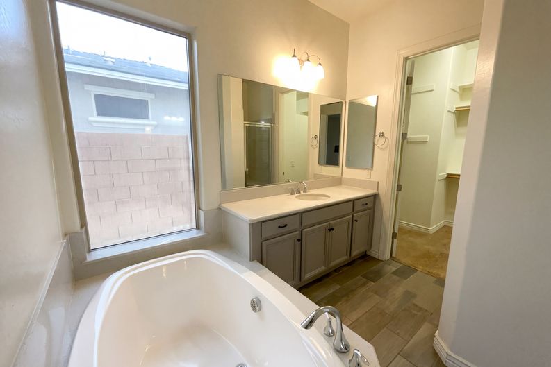 Photo 22 of 58 of 2312 E Susan Dr, Gilbert, AZ