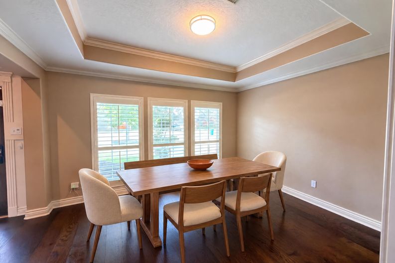 Photo 8 of 18 of 119 Greenridge Cir, League City, TX