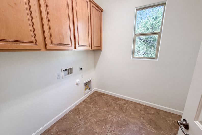 Photo 15 of 40 of 701 E Charlevoix Ave, Gilbert, AZ