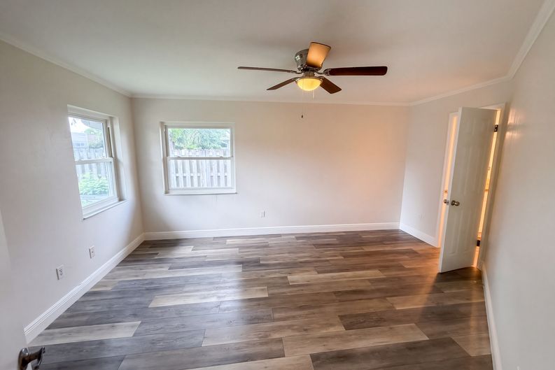 Photo 4 of 13 of 3409 Constance St, Titusville, FL