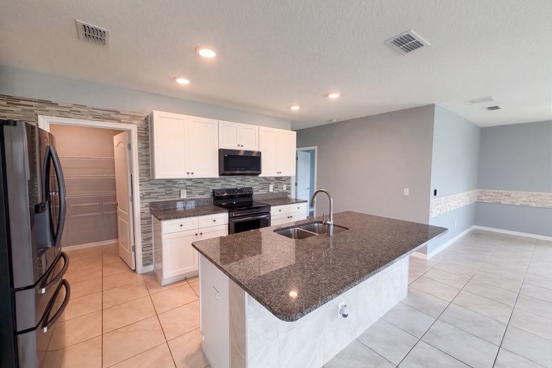 Photo 6 of 37 of 3074 Timber Hawk Cir, Ocoee, FL