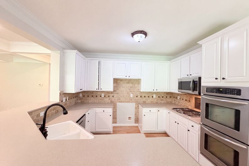 Photo 11 of 36 of 1872 Bakers Mill Rd, Dacula, GA