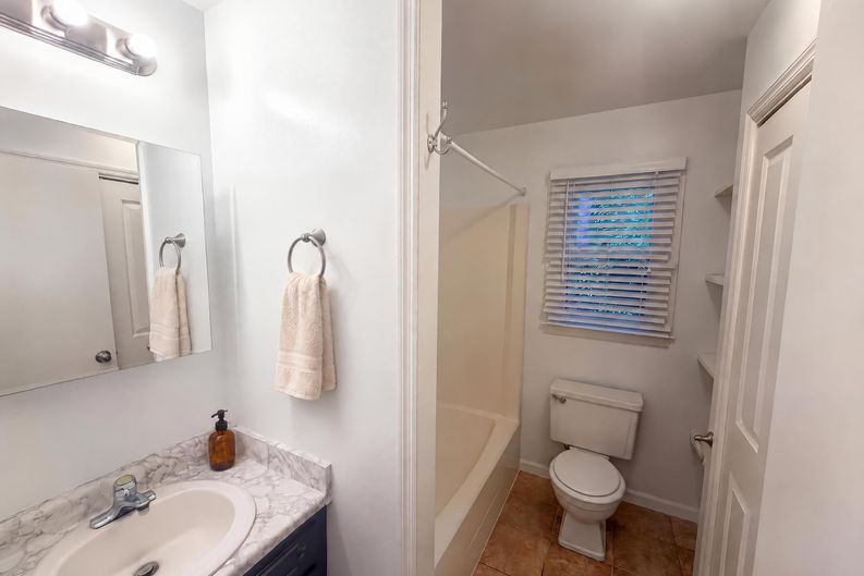 Photo 9 of 14 of 6908 Laurdane Rd, Raleigh, NC