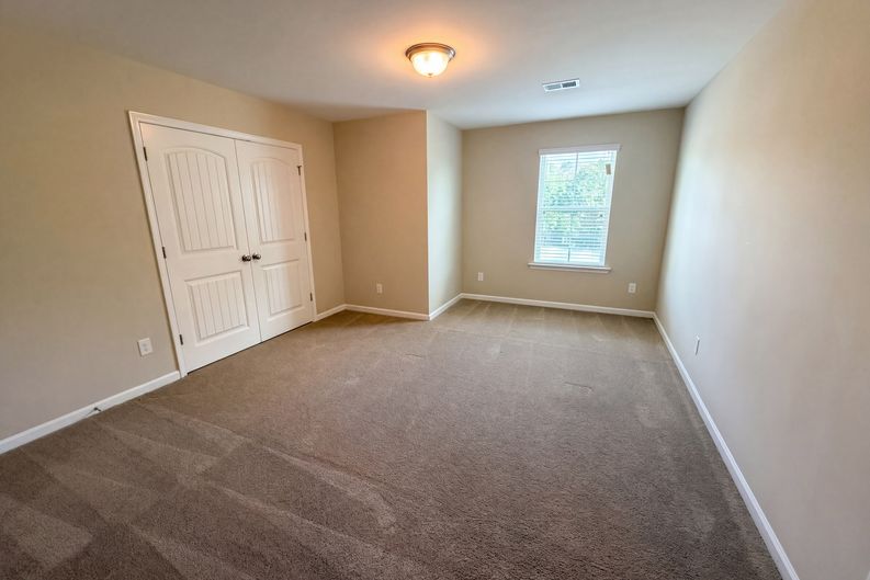 Photo 19 of 28 of 149 Madison Park Dr, Lexington, SC