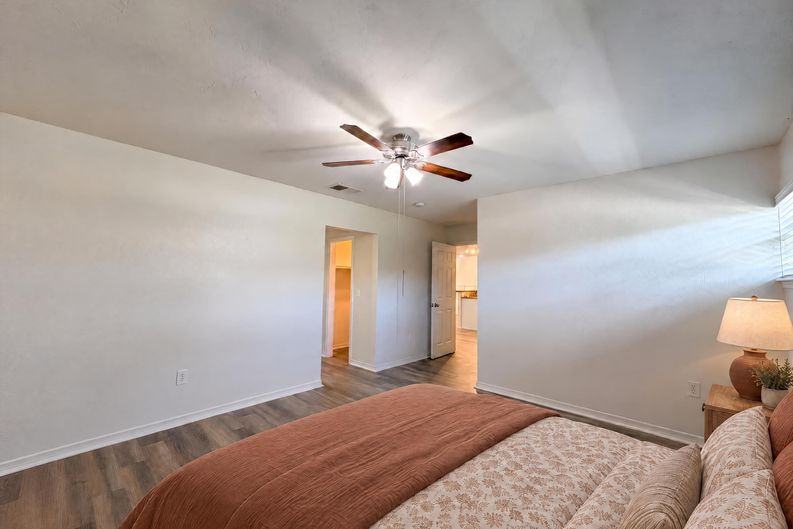 Photo 19 of 34 of 2805 105th St E, Palmetto, FL