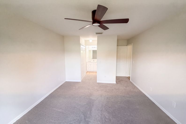 Photo 4 of 28 of 2998 Firwood Ave SE, Palm Bay, FL