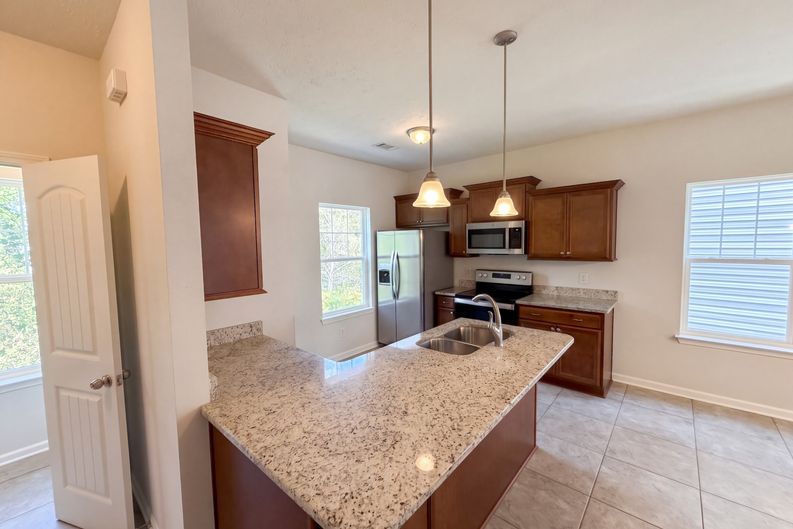 Photo 9 of 23 of 139 Ramsden Ave, La Vergne, TN