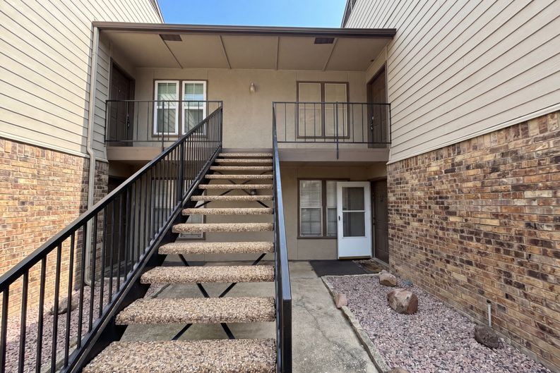 Photo 33 of 36 of 5300 Keller Springs Rd, Dallas, TX