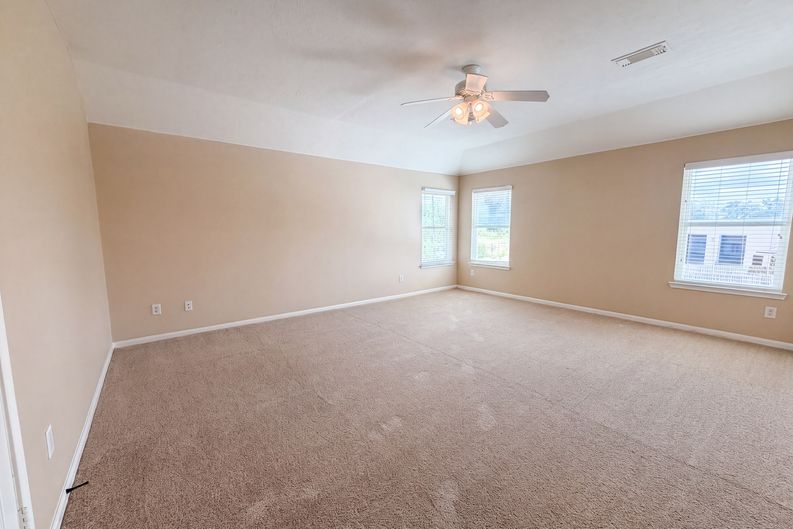 Photo 4 of 29 of 16507 Cypress Brook Ct, Cypress, TX