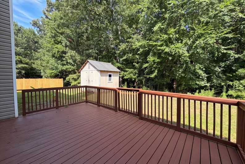 Photo 27 of 29 of 6257 Polar Fox Ct, Riverdale, GA