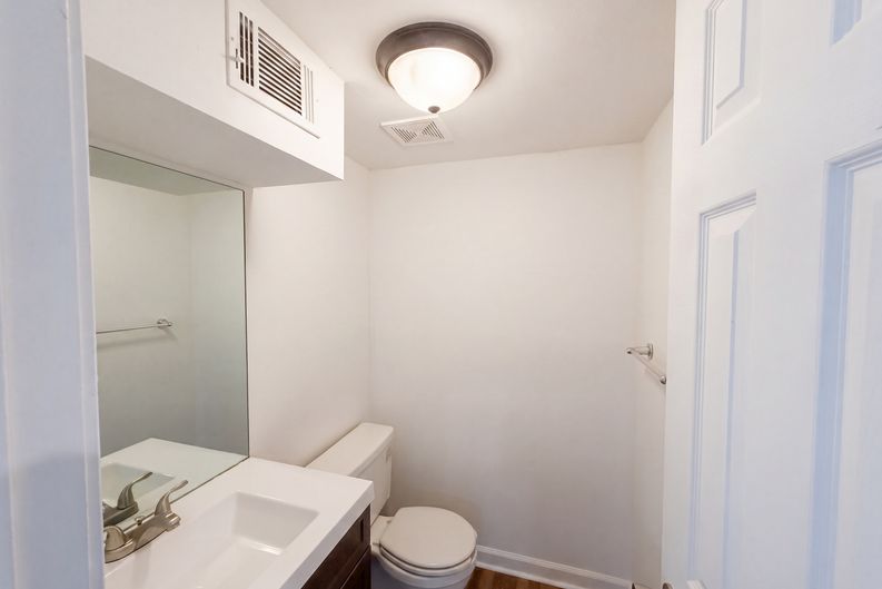 Photo 10 of 21 of 205 NE 1st Street Ter, Blue Springs, MO